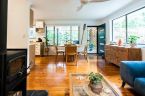 Woodlands Seaside - An Avoca Beach Retreat with Separate Studio, Avoca Beach